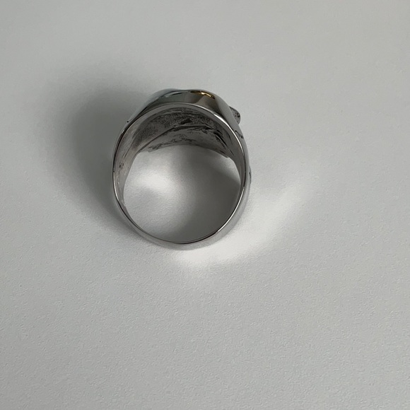 Skull Ring - Picture 3 of 4